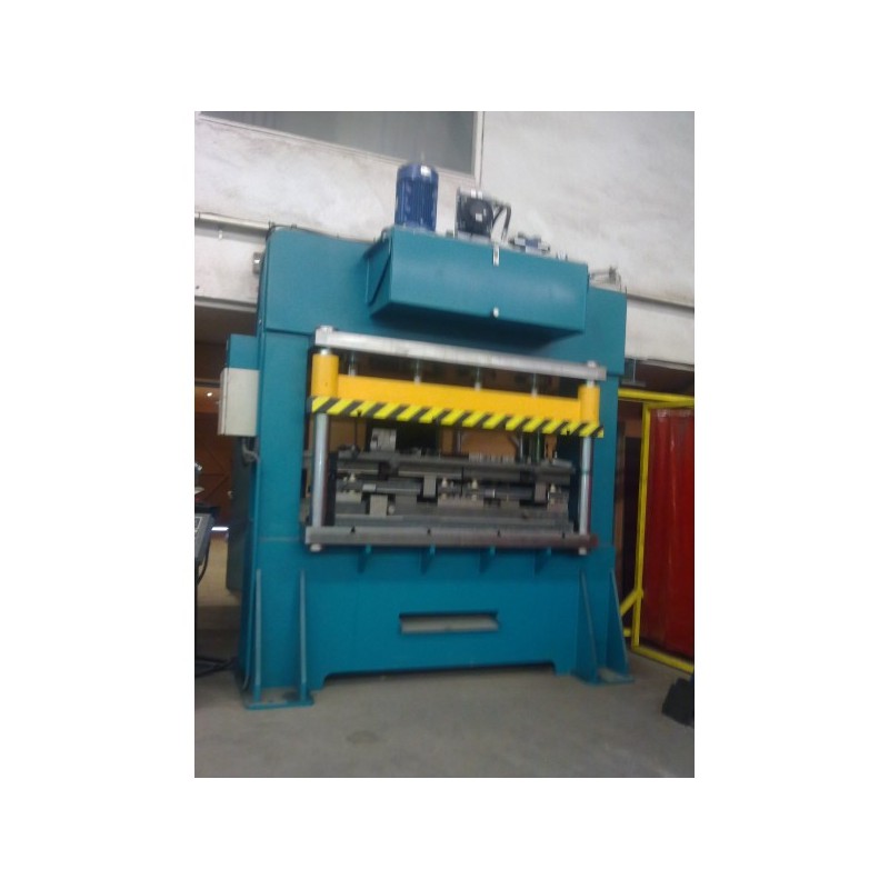 LINE OF STAMPING AUTOMATIC-LARA, MECAMAQ