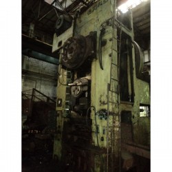 Smeral LZK1600P - Presses hydrauliques à quatre colonnes
