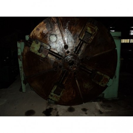 Davant de torn CNC 1M692F3