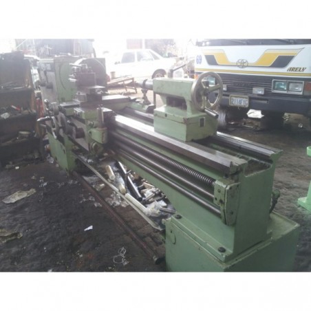 Romanian brand lathe, one and a half meters between centers