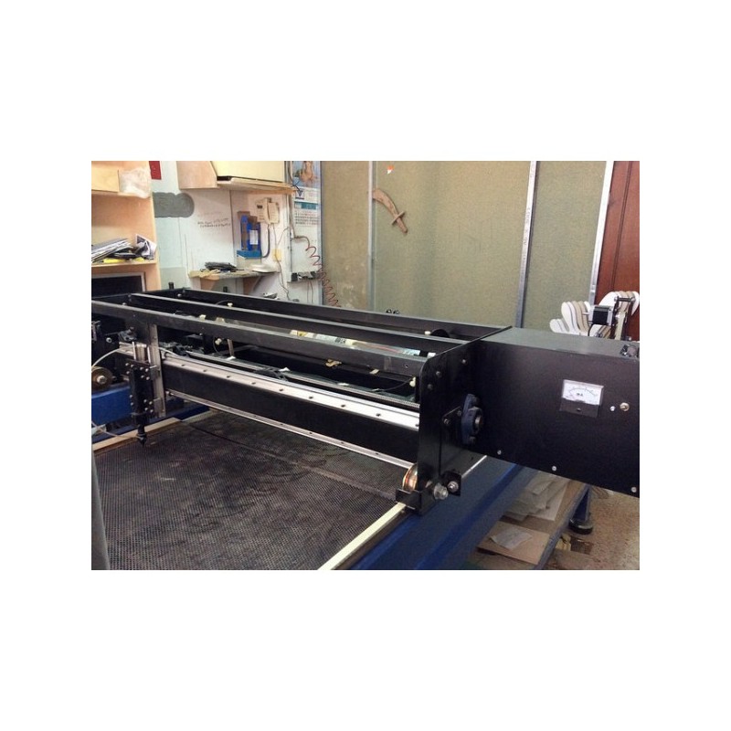 MAQUINA CORTE LASER