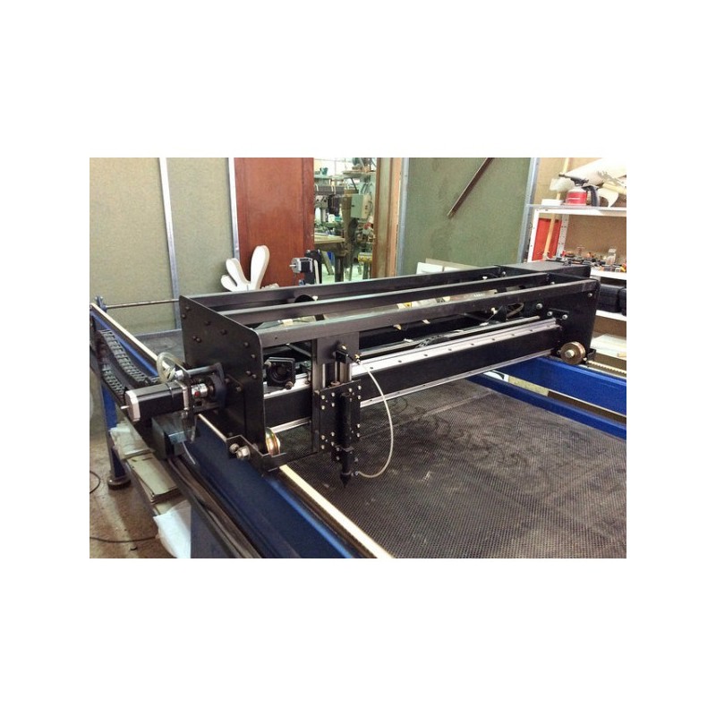 MAQUINA CORTE LASER