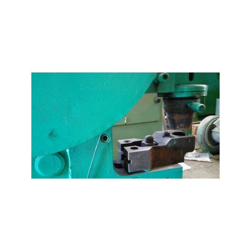 CIZALLA UNIVERSAL NU-13B
