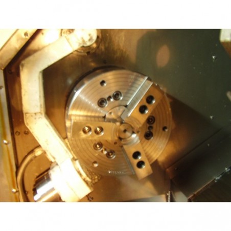 Aquí tienes la traducción al catalán:

**torn cnc leadwell bp 30 hp 40**