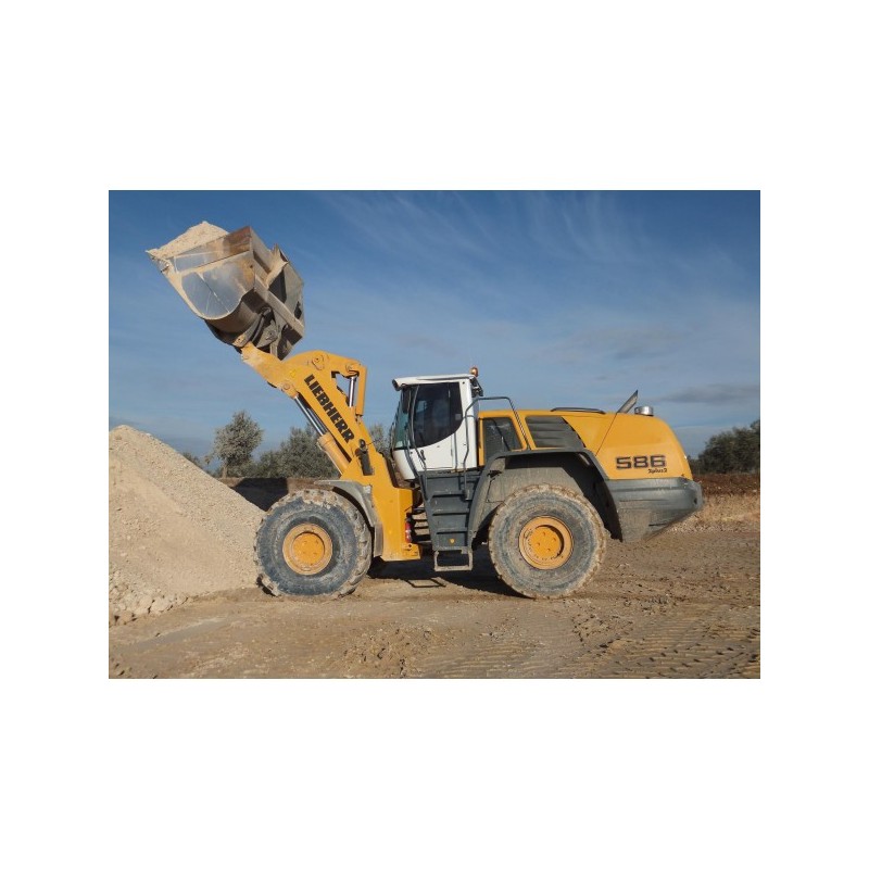 LIEBHERR L586 2PLUS2