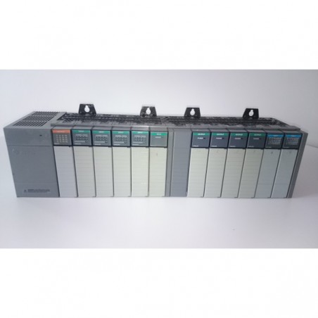 ALLEN BRADLEY SLC 500 I/O-SYSTEM 12 SLOTS