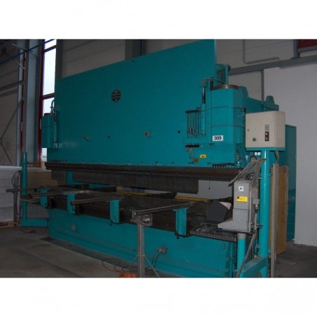Plegadora Hammerle de 175 toneladas x 4600