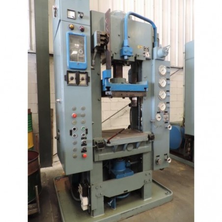3 ADET 60 TONLUK W. BUSSMANN HİDROLİK SIKIŞTIRMA VE TRANSFER PRESİ
