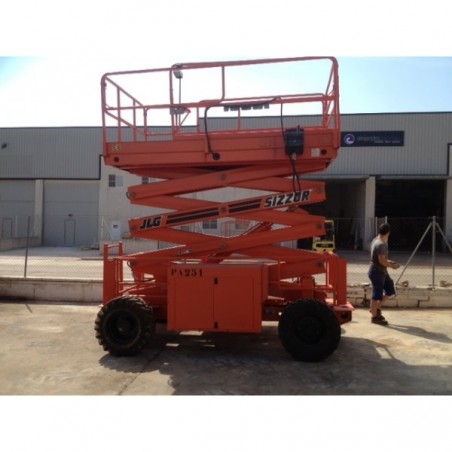 DIESEL SCISSOR LIFT, 33 RTS (4X4X2), 12 M. JLG