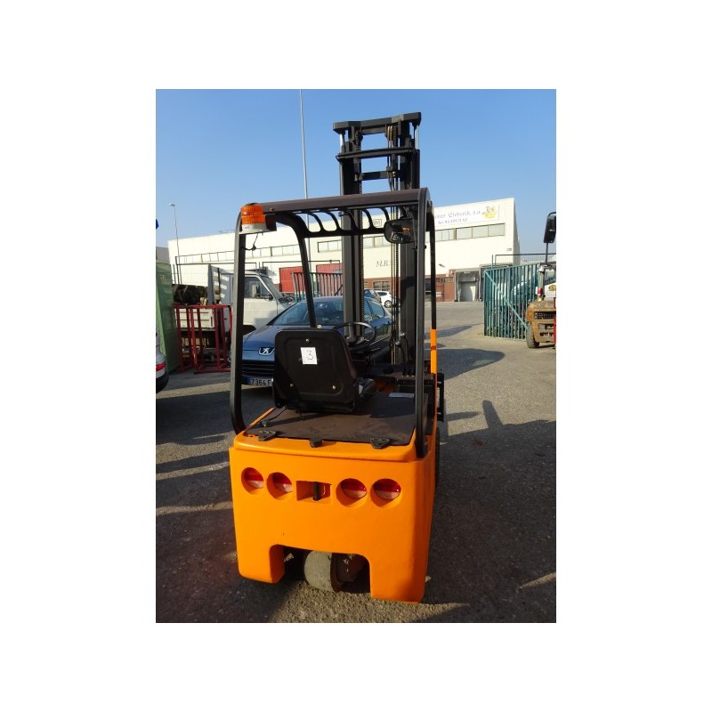 CARRETILLA ELECTRICA de 1. 5 TN