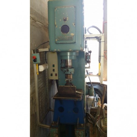 PRESSE HYDRAULIQUE VERTICALE