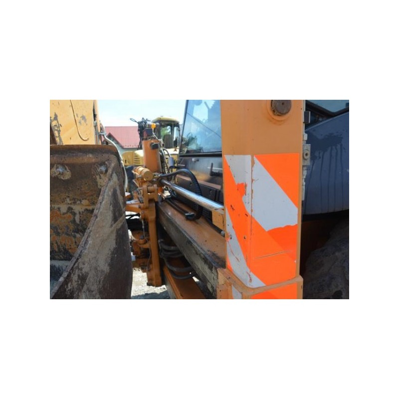 retro excavadora Case 695 2008