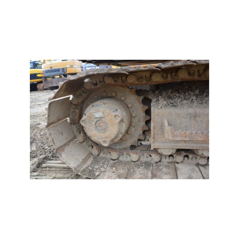excavadora oruga JCB JS 130 2001