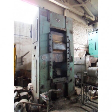 K-8340 1000 toneladas