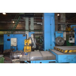 union BFKP-130 CNC - Mandrinadores