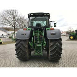 John Deere 6250R - Tractors