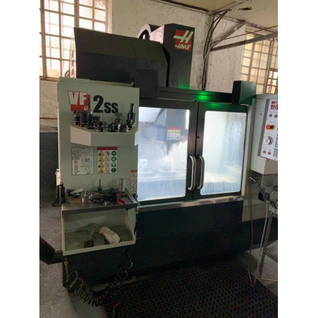 VF-2SS Centre d'usinage vertical CNC