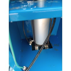 MG PRESSE PNEUMATIQUE MARQUE M.G. MODÈLE P-800 - Presses pneumatiques