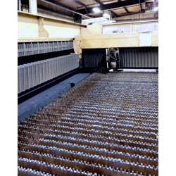 Trumpf L3030 - Traducció al català:

**Tall per Làser CNC**